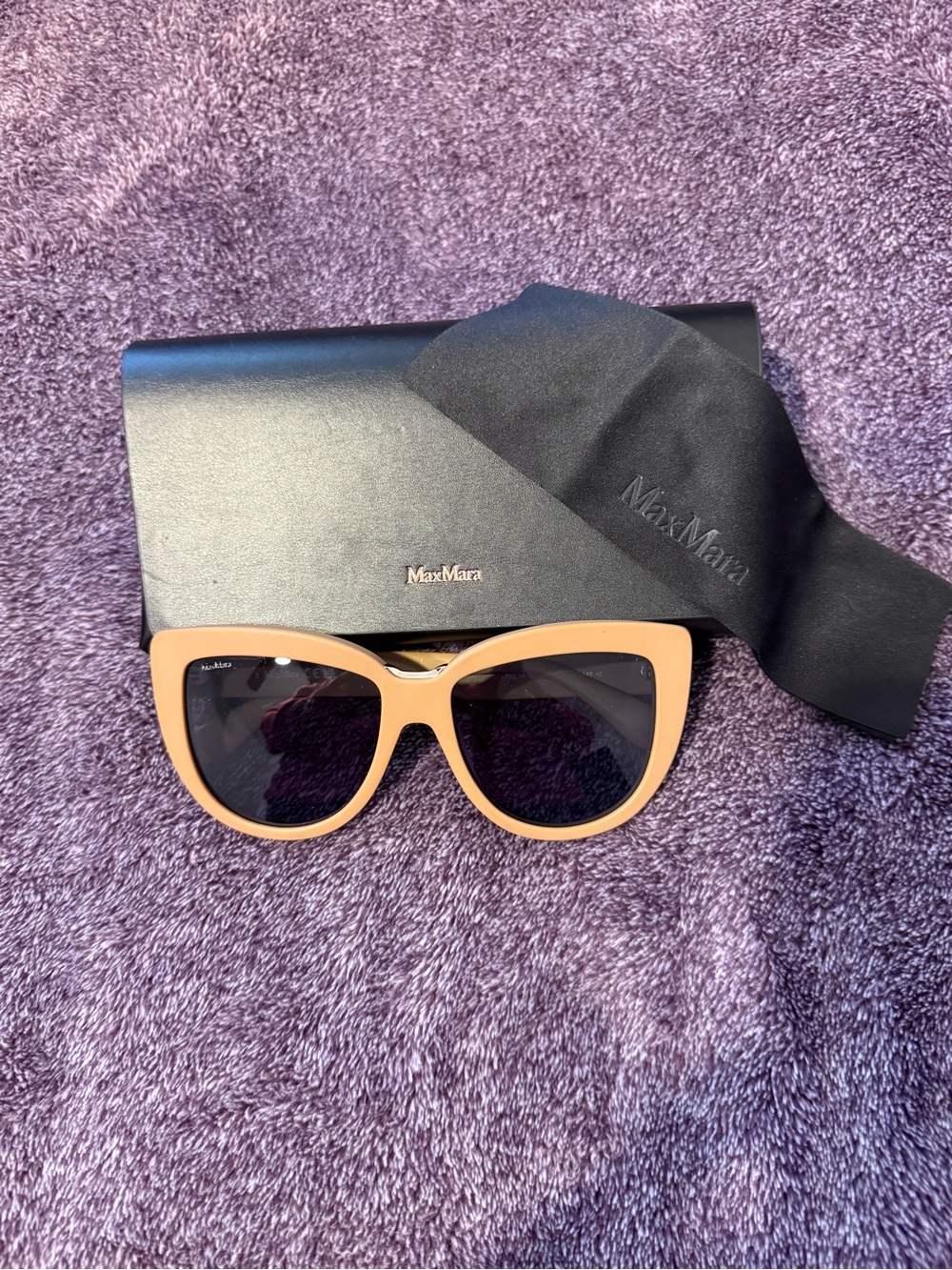 MaxMara Tan Cat-Eye Sunglasses with Dark Lenses